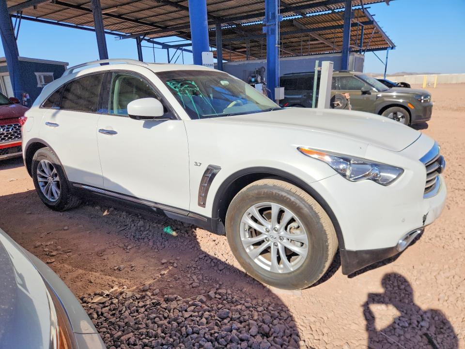 2016 Infiniti Qx70 VIN JN8CS1MW7GM750160 COPART salvage auction — REAR END, ID - SALVAGE CERTIFICATE OF TITLE, sold $500 on 2026-07-16 (photo 4)