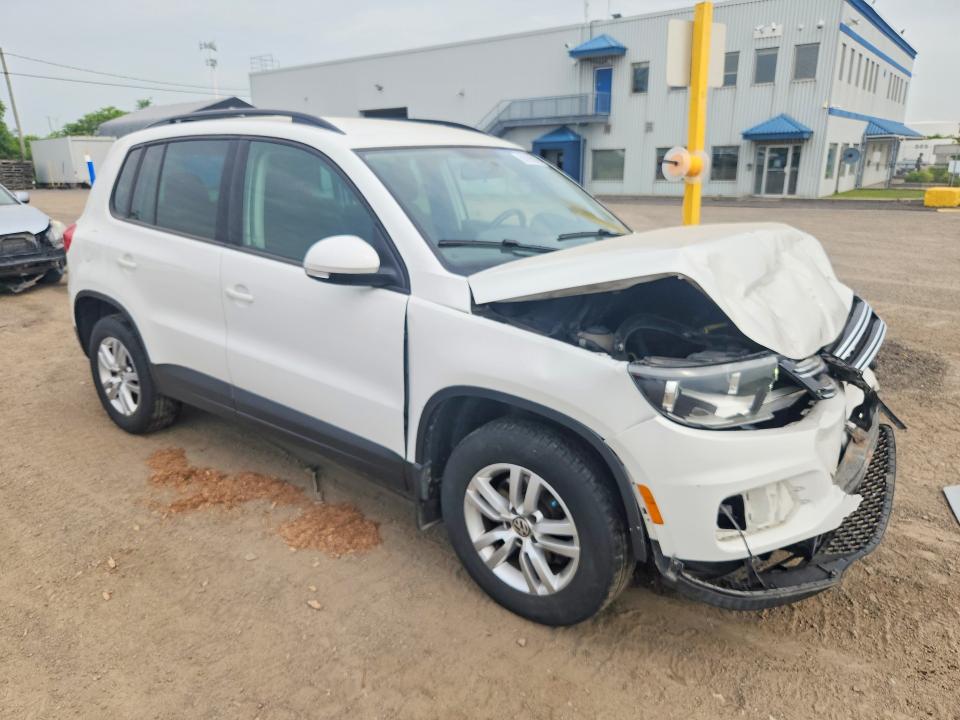 2014 Volkswagen Tiguan VIN WVGHV3AX0EW546122 COPART salvage auction — FRONT END, Qc - Gravement Accidente, sold $475 on 2026-07-14 (photo 4)