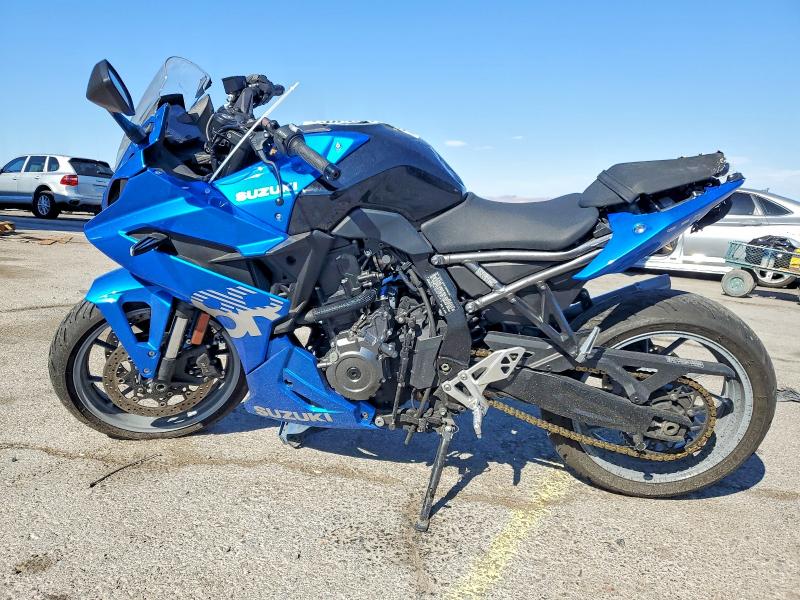 2024 Suzuki Gsx VIN JS1EM13B9R7101212 COPART salvage auction — SIDE, Nv - Salvage Title, sold $1,650 on 2026-07-09 (photo 3)