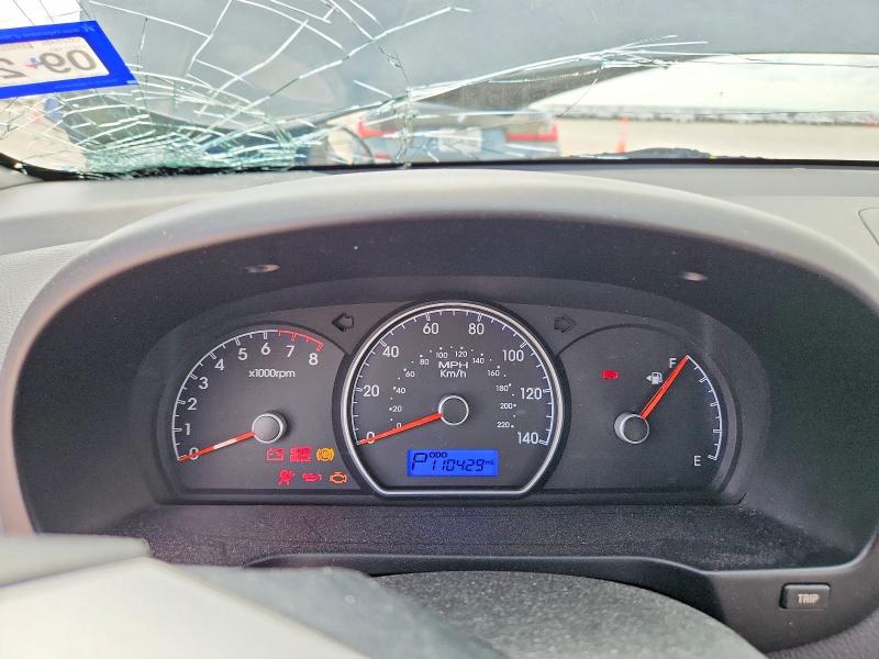 2009 Hyundai Elantra VIN KMHDU46D59U697626 COPART salvage auction — FRONT END, Tx - Salvage Vehicle Title, sold $200 on 2026-07-02 (photo 9)