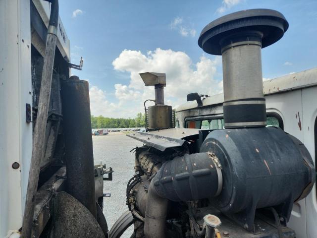 2015 Autocar Xpeditor VIN 5VCACRVF6FH218258 COPART salvage auction — MINOR DENT/SCRATCHES, NC - SALVAGE CERTIFICATE OF TITLE, sold $3,500 on 2026-07-14 (photo 9)