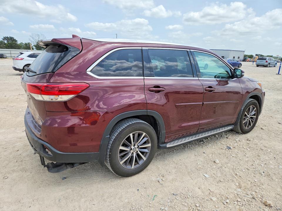 2018 Toyota VIN 5TDKZRFH7JS266906 COPART salvage auction — REAR END, Tx - Salvage Vehicle Title, sold $8,800 on 2026-07-16 (photo 3)