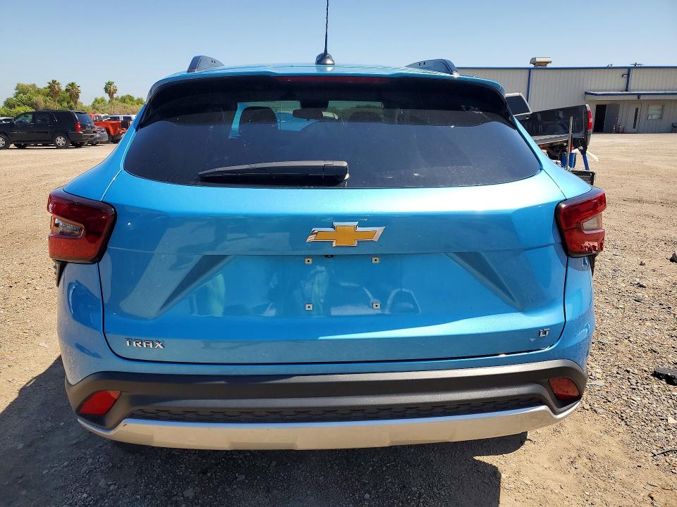 2025 Chevrolet VIN KL77LHEP5SC051812 COPART salvage auction — FRONT END, Tx - Salvage Vehicle Title, sold $2,200 on 2026-07-22 (photo 6)