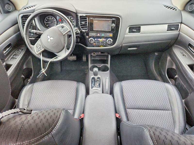 2015 Mitsubishi Outlander VIN JA4AD3A35FZ004790 COPART salvage auction — MINOR DENT/SCRATCHES, Il - Certificate Of Title, sold $1,550 on 2026-07-15 (photo 8)