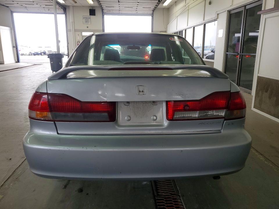 2001 Honda Accord VIN JHMCG55481C002305 COPART salvage auction — FRONT END, WA - BILL OF SALE, sold $125 on 2026-07-10 (photo 6)
