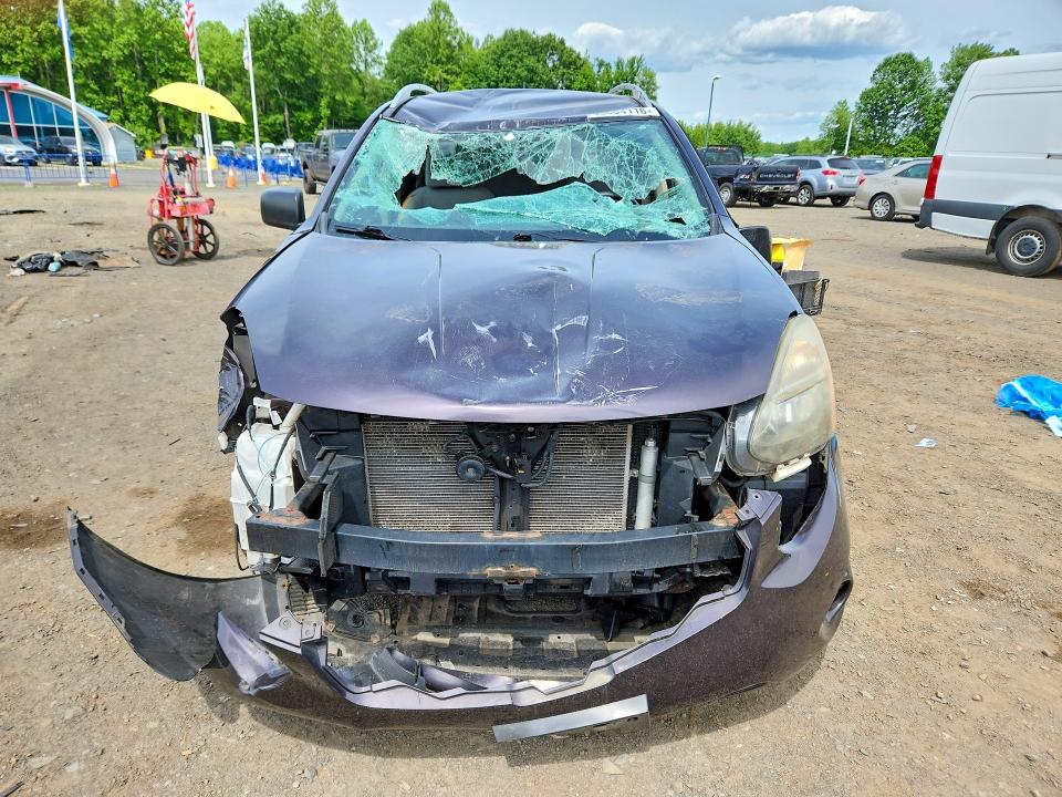 2015 Nissan Rogue VIN JN8AS5MV1FW760384 COPART salvage auction — ALL OVER, CT - CERT OF TITLE-SALVAGE, sold $450 on 2026-07-02 (photo 5)