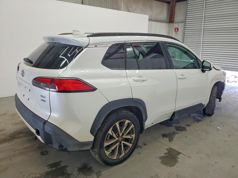 2022 Toyota Corolla cross VIN 7MUEAABG0NV042889 COPART salvage auction — FRONT END, SC - CERTIFICATE OF TITLE, sold $7,200 on 2026-07-14 (photo 3)
