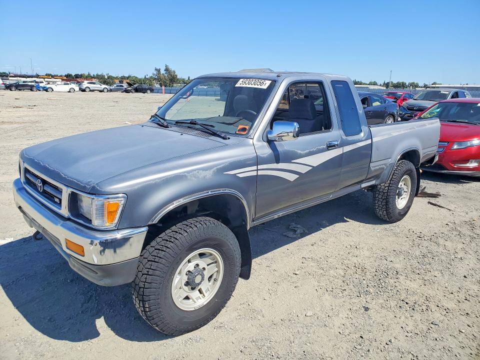 1992 Toyota Pickup VIN JT4VN13G9N5096128 COPART salvage auction — MINOR DENT/SCRATCHES, Ca - Dis/Dlr/Exp Only Clean Title, sold $4,092 on 2026-07-07 (photo 1)