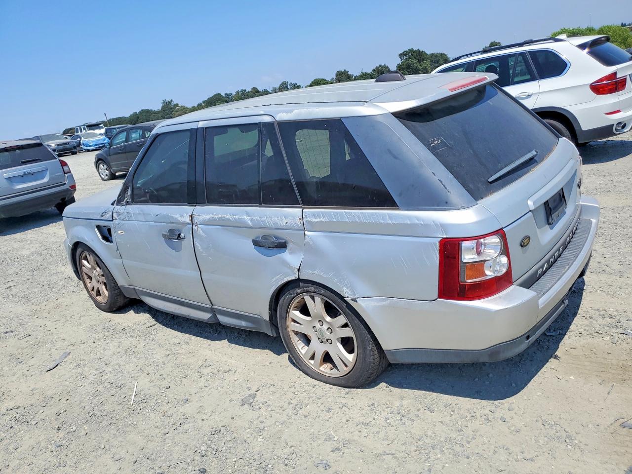 2007 Land Rover Range Rover Sport VIN SALSF25497A987242 COPART salvage auction — Side, CA - DIS/DLR/EXP ONLY LIEN PAPERS, sold $100 on 2026-07-03 (photo 2)