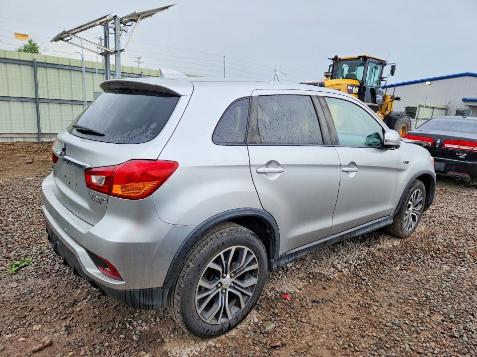 2018 Mitsubishi VIN JA4AR3AU0JZ028367 COPART salvage auction — FRONT END, NY - MV-907A SALVAGE CERTIFICATE, sold $450 on 2026-07-27 (photo 3)