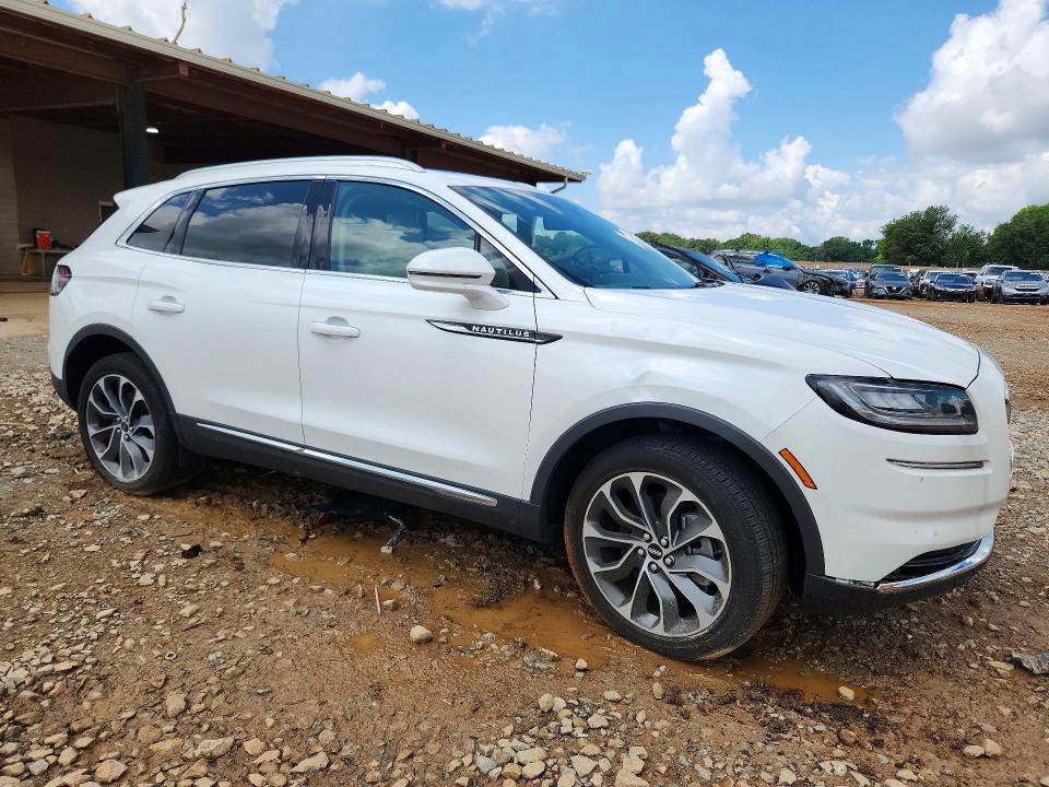 2023 Lincoln Nautilus VIN 2LMPJ8KP0PBL22926 COPART salvage auction — SIDE, Al - Cert Of Title-Salvage Title, sold $16,400 on 2026-07-29 (photo 4)