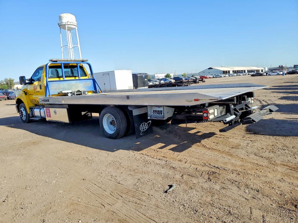 2019 Ford F650-f750 VIN 1FDWF6DE6KDF07736 COPART salvage auction — NORMAL WEAR, Az - Certificate Of Title (P), sold $26,750 on 2026-07-13 (photo 2)