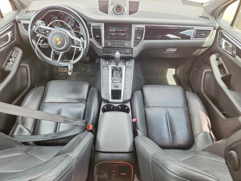 2017 Porsche Macan VIN WP1AA2A58HLB02436 COPART salvage auction — VANDALISM, Il - Salvage Certificate, sold $9,000 on 2026-07-21 (photo 8)