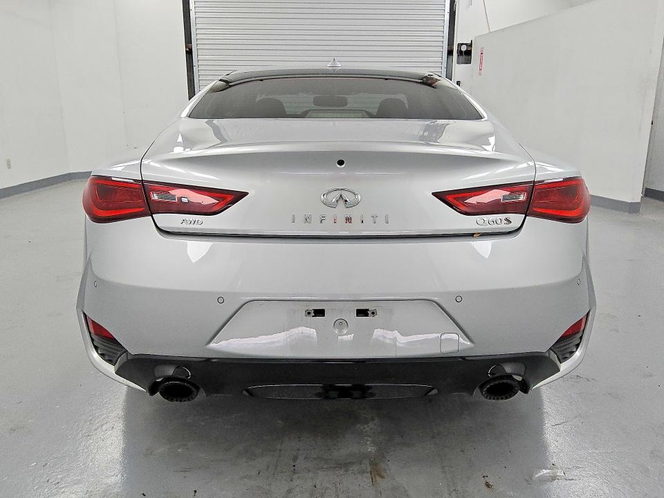 2017 Infiniti Q60 VIN JN1FV7EL1HM701953 COPART salvage auction — MINOR DENT/SCRATCHES, TX - CERTIFICATE OF TITLE, sold $4,000 on 2026-07-14 (photo 6)