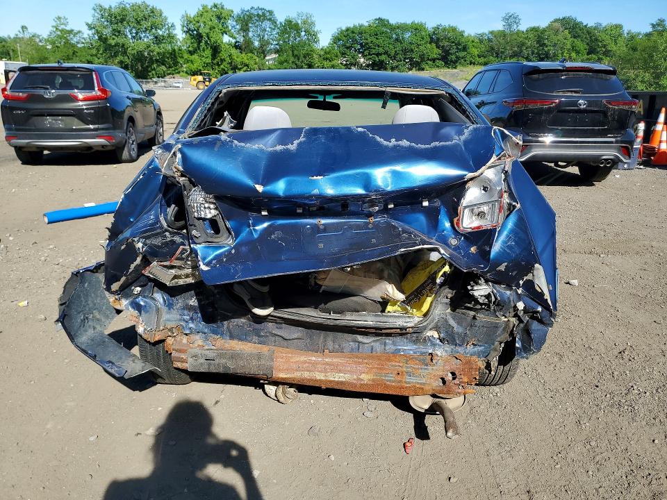 2004 Honda Civic VIN 2HGES16534H572627 COPART salvage auction — REAR END, NY - MV-907A SALVAGE CERTIFICATE, sold $350 on 2026-07-02 (photo 6)