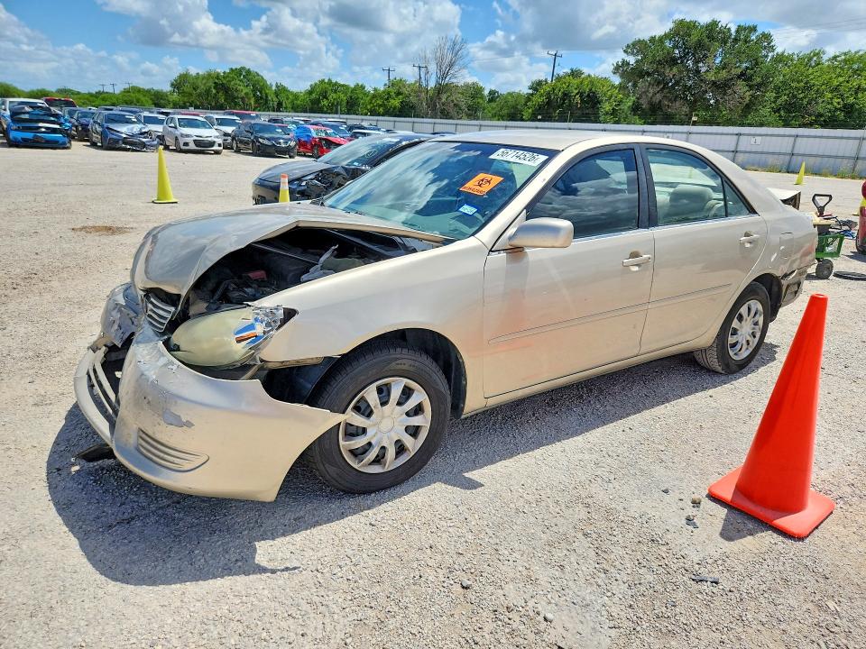 2005 Toyota Camry VIN 4T1BE32K05U073715 COPART salvage auction — FRONT END, TX - SALVAGE VEHICLE TITLE, sold $300 on 2026-07-09 (photo 1)