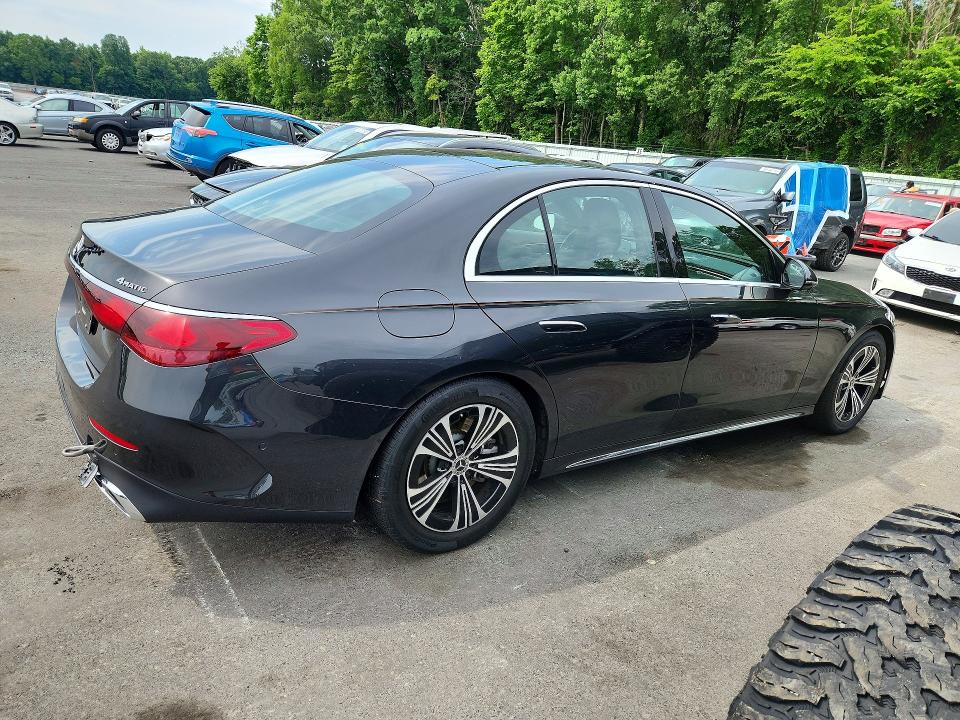 2025 Mercedes-benz E-klasse VIN W1KLF6BB3SA107320 COPART salvage auction — WATER/FLOOD, Pa - Certificate Of Salvage, sold $200 on 2026-07-09 (photo 3)