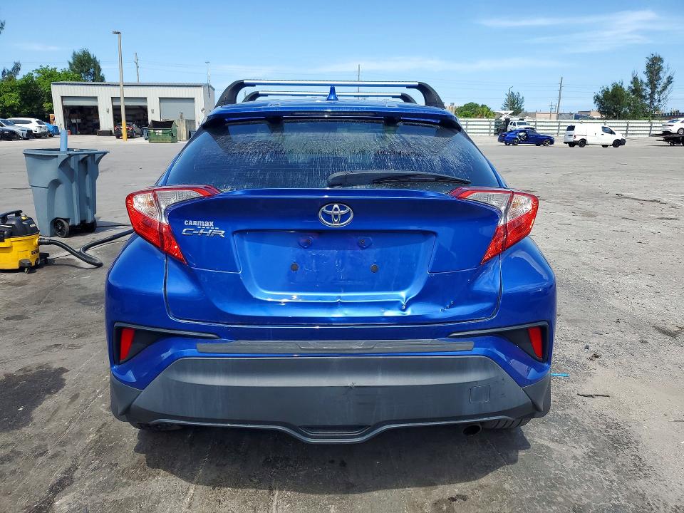 2022 Toyota C-hr VIN NMTKHMBX0NR142189 COPART salvage auction — MINOR DENT/SCRATCHES, Salvage Title, sold $11,400 on 2026-07-27 (photo 6)