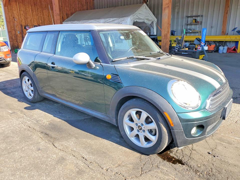 2008 Mini Cooper clubman VIN WMWML33588TN67159 COPART salvage auction — MINOR DENT/SCRATCHES, Co - Certificate Of Title, sold $650 on 2026-07-02 (photo 4)
