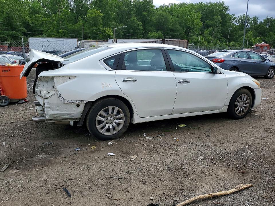 2013 Nissan VIN 1N4AL3AP5DN550558 COPART salvage auction — REAR END, Md - Cert Of Salvage > 75% Damage, sold $1,000 on 2026-07-02 (photo 3)