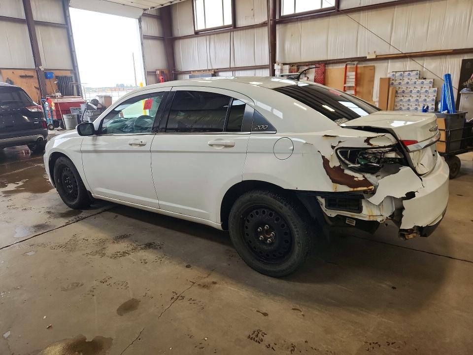 2013 Chrysler 200 VIN 1C3CCBABXDN512510 COPART salvage auction — REAR END, Ab - Bos - Salvage, sold $100 on 2026-07-09 (photo 2)