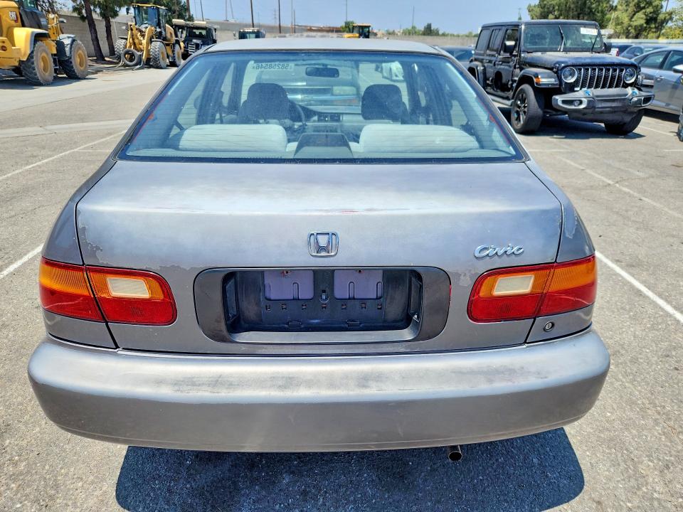1995 Honda Civic VIN 1HGEG8642SL012356 COPART salvage auction — MINOR DENT/SCRATCHES, CA - DIS/DLR/EXP ONLY CLEAN TITLE, sold $775 on 2026-07-02 (photo 6)