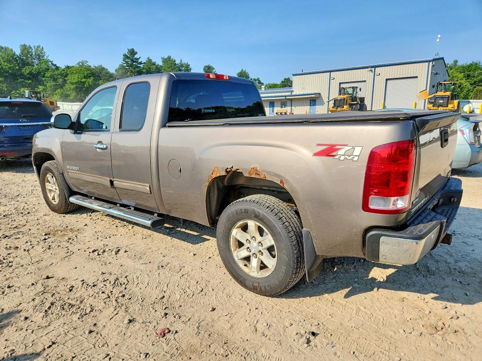 2011 Gmc SIERRA VIN 1GTR2VE35BZ297542 COPART salvage auction — FRAME DAMAGE, Ct - Certificate Of Title, sold $875 on 2026-07-30 (photo 2)