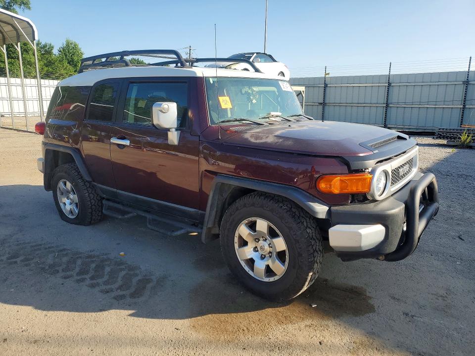 2007 Toyota Fj cruiser VIN JTEZU11F370016509 COPART salvage auction — FRONT END, Sc - Cert Of Title-Salvage, sold $200 on 2026-07-29 (photo 4)