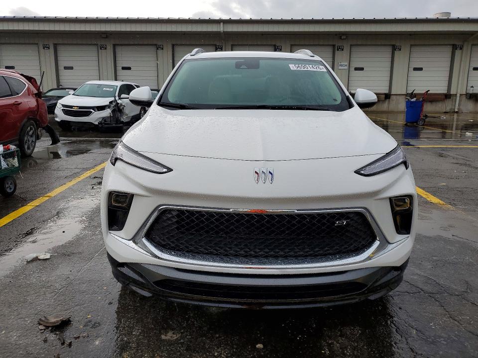 2026 Buick . VIN KL4AMDSL3TB042737 COPART salvage auction — MINOR DENT/SCRATCHES, Ky - Cert Of Title-Salvage, sold $10,700 on 2026-08-06 (photo 5)