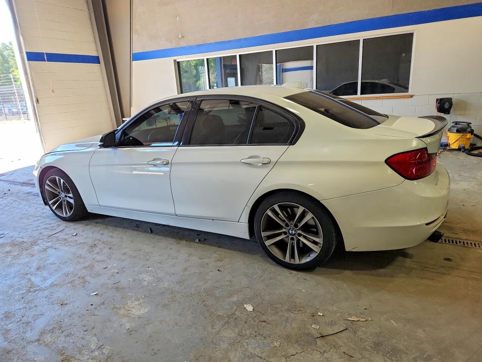 2013 BMW 3er VIN WBA3A9G53DNP37618 COPART salvage auction — SIDE, Va - Cert Of Title - Salvage, sold $1,950 on 2026-07-10 (photo 2)