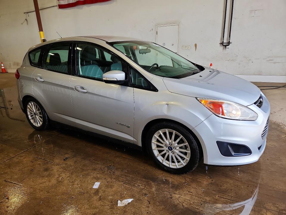 2015 Ford C-max VIN 1FADP5AU5FL123737 COPART salvage auction — MINOR DENT/SCRATCHES, PA - CERT OF TITLE, sold $2,850 on 2026-07-09 (photo 4)