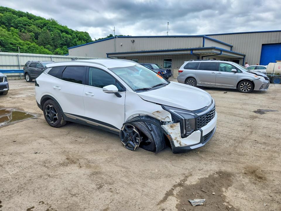 2026 Kia Sportage VIN 5XYK3CDF2TG380781 COPART salvage auction — FRONT END, Pa - Certificate Of Salvage, sold $11,300 on 2026-08-20 (photo 4)