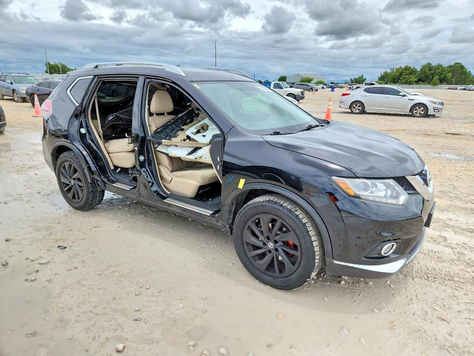 2016 Nissan Rogue VIN 5N1AT2MT2GC763069 COPART salvage auction — SIDE, Tx - Salvage Vehicle Title, sold $3,700 on 2026-07-09 (photo 4)