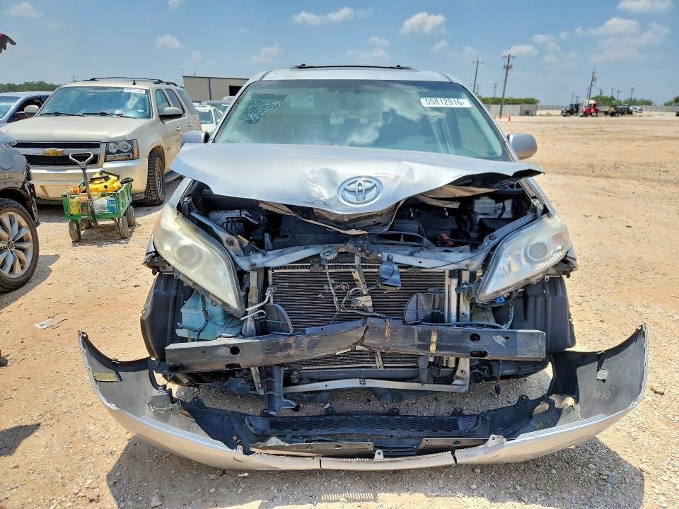 2014 Toyota VIN 5TDYK3DC2ES422522 COPART salvage auction — FRONT END, Tx - Salvage Vehicle Title, sold $2,250 on 2026-07-09 (photo 5)