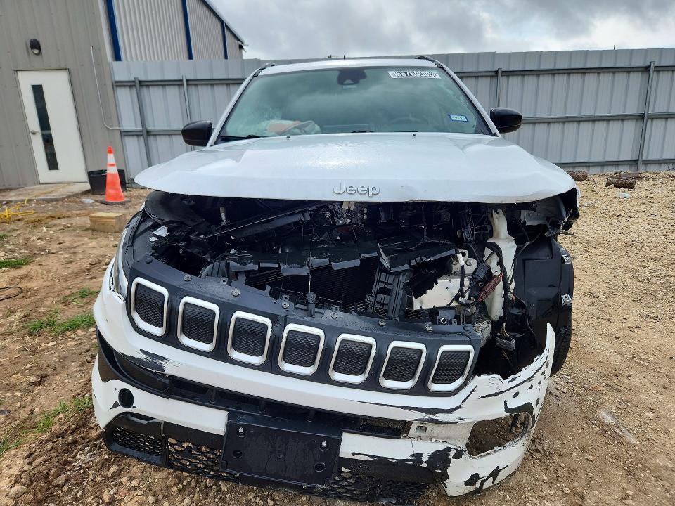 2022 Jeep Compass VIN 3C4NJDFB1NT144086 COPART salvage auction — FRONT END, TX - CERTIFICATE OF TITLE, sold $3,200 on 2026-07-02 (photo 5)