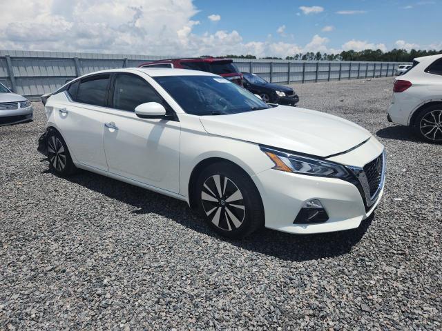 2019 Nissan VIN 1N4BL4DV7KC214861 COPART salvage auction — REAR END, Fl - Cert Of Title Slvg Rebuildable, sold $3,900 on 2026-07-02 (photo 4)