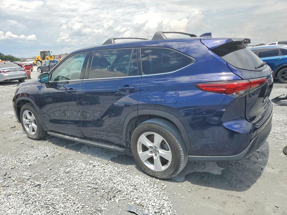 2020 Toyota Highlander VIN 5TDCZRAH1LS005172 COPART salvage auction — FRONT END, Fl - Certificate Of Title, sold $14,200 on 2026-07-03 (photo 2)