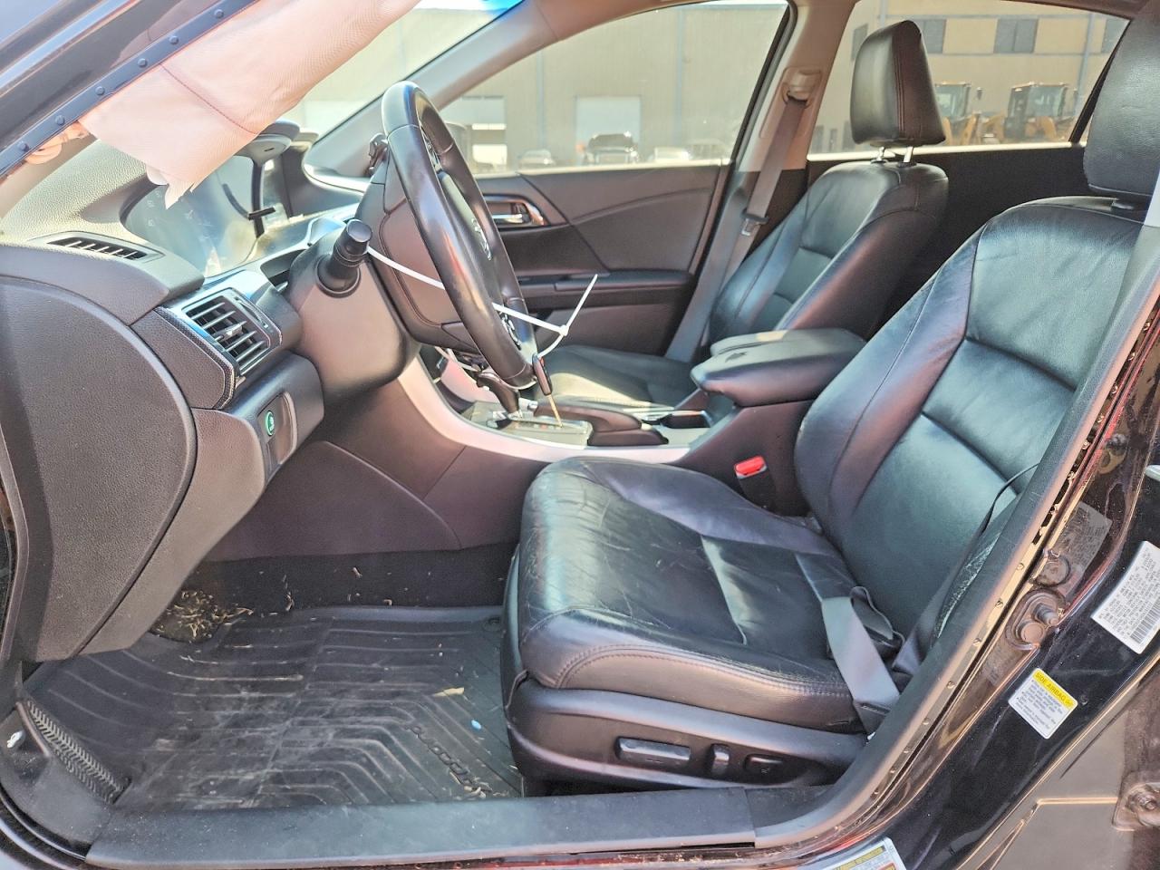 2013 Honda Accord VIN 1HGCR2F56DA283202 COPART salvage auction — Rear End, TX - SALVAGE VEHICLE TITLE, sold $1,100 on 2026-07-09 (photo 7)