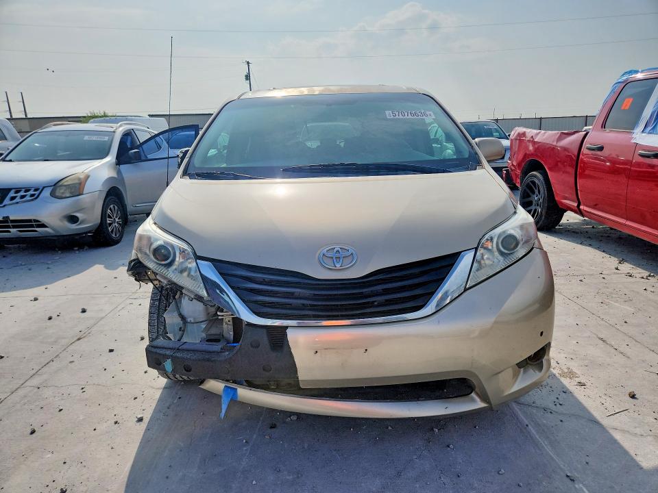 2012 Toyota VIN 5TDYK3DC6CS238892 COPART salvage auction — FRONT END, TX - SALVAGE VEHICLE TITLE, sold $1,850 on 2026-07-24 (photo 5)