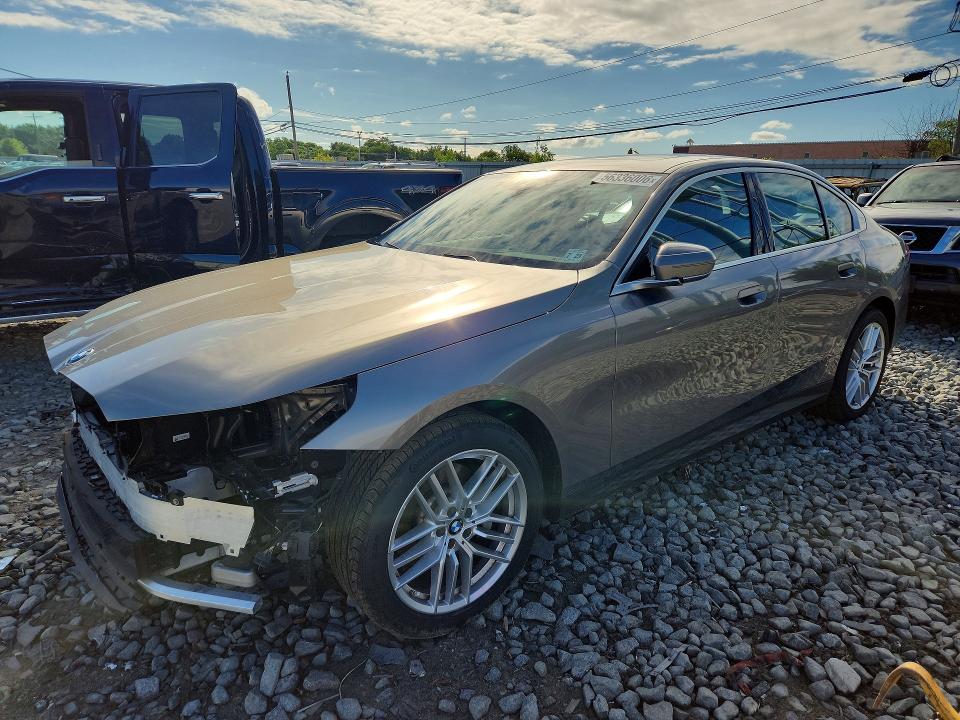 2024 BMW 5er VIN WBA53FJ01RCS51066 — COPART salvage auction photo
