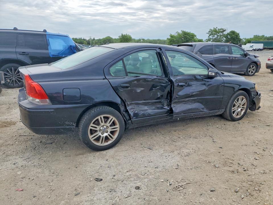 2007 Volvo S60 VIN YV1RH592772617132 COPART salvage auction — SIDE, Md - Cert Of Salvage > 75% Damage, sold $400 on 2026-07-30 (photo 3)