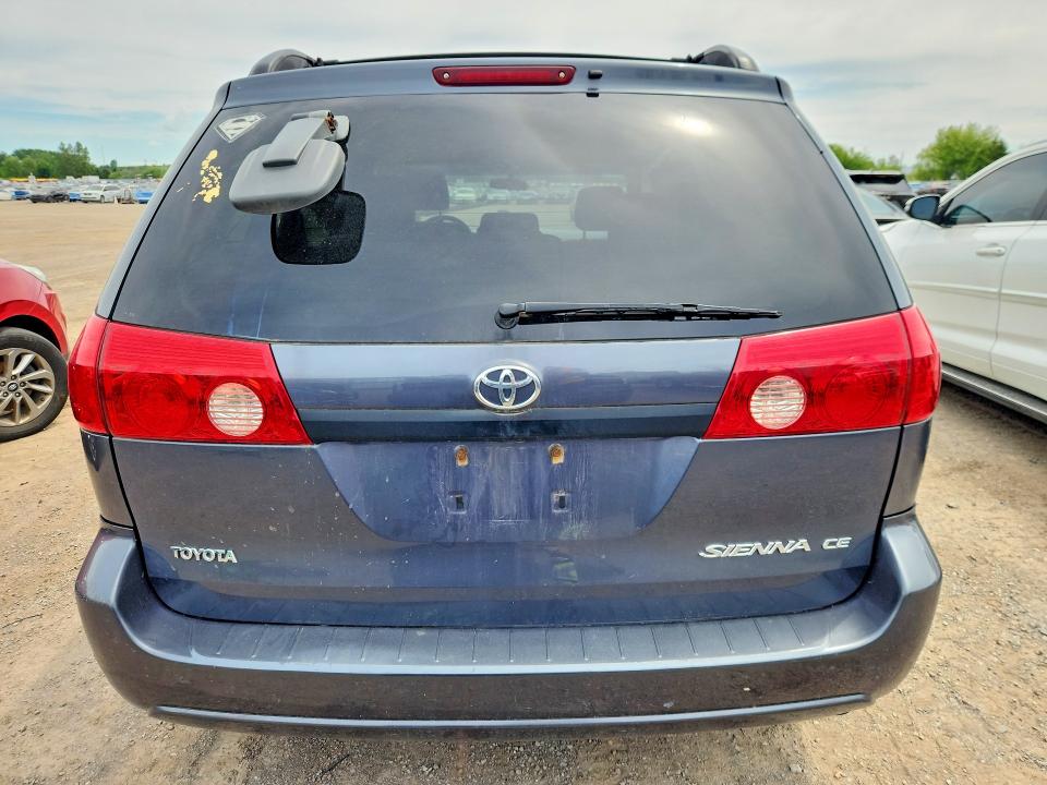 2007 Toyota VIN 5TDZK29C17S076036 COPART salvage auction — MINOR DENT/SCRATCHES, On - Permit No Brand - Unfit, sold $1,250 on 2026-07-29 (photo 6)