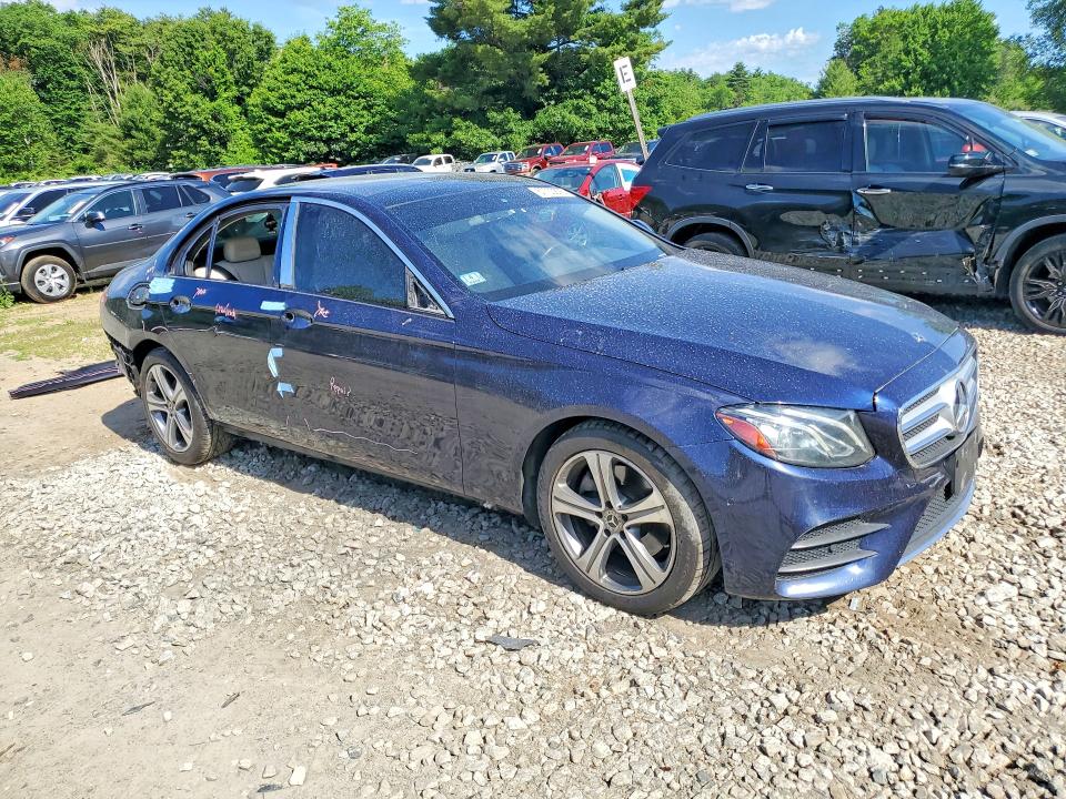 2018 Mercedes-benz E-klasse VIN WDDZF4KB2JA371562 COPART salvage auction — REAR END, Ma - Cert Of Title-Salvage, sold $5,300 on 2026-08-12 (photo 4)