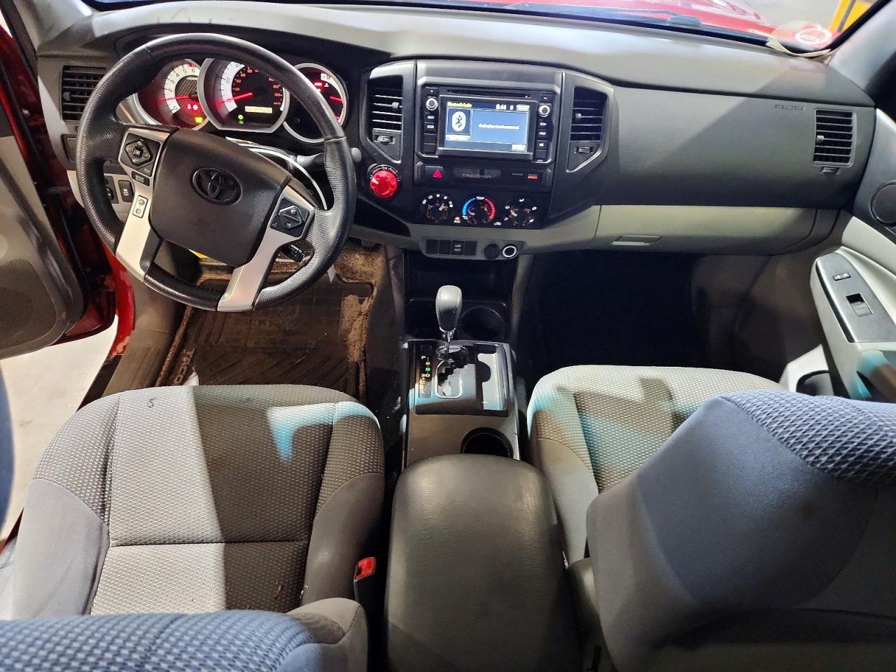 2015 Toyota Tacoma VIN 5TFUX4EN2FX036586 COPART salvage auction — Rear End, FL - CERT OF TITLE SLVG REBUILDABLE, sold $8,300 on 2026-07-01 (photo 8)