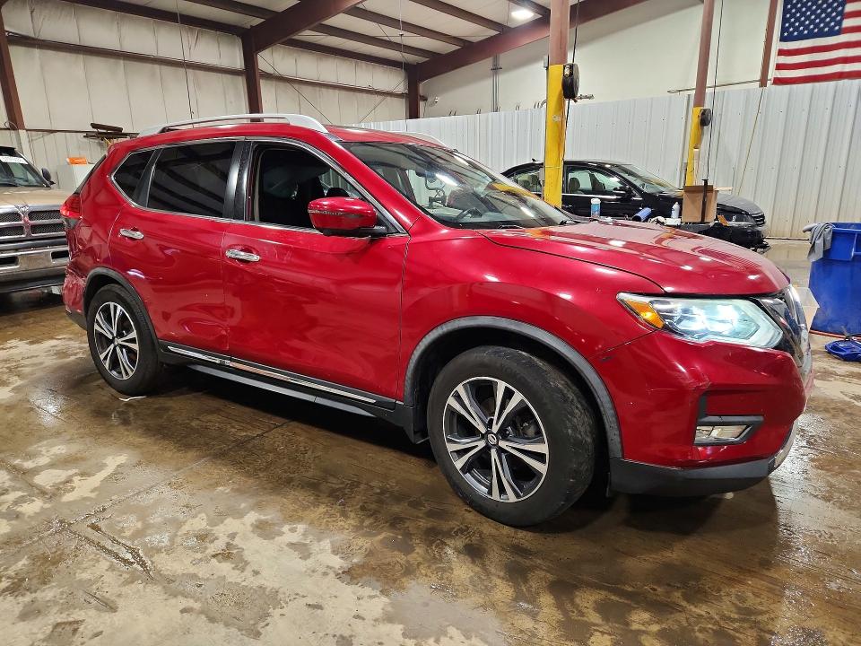 2017 Nissan Rogue VIN JN8AT2MV4HW283674 COPART salvage auction — ALL OVER, PA - CERTIFICATE OF SALVAGE, sold $1,050 on 2026-07-17 (photo 4)