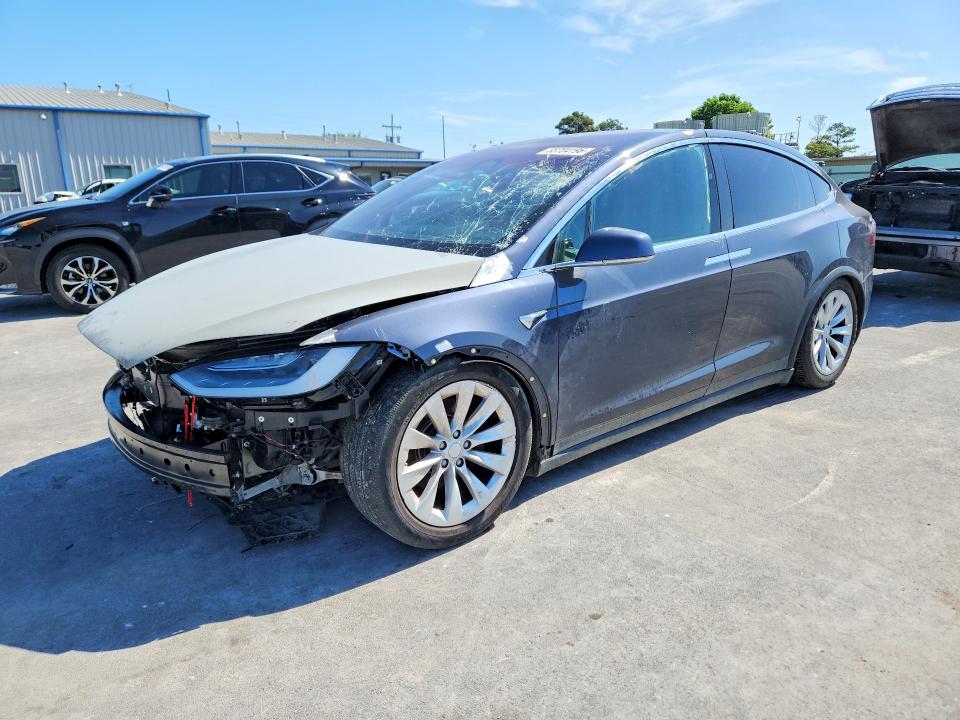 2018 Tesla Model x VIN 5YJXCAE20JF112872 COPART salvage auction — FRONT END, Tx - Salvage Vehicle Title, sold $6,600 on 2026-07-08 (photo 1)