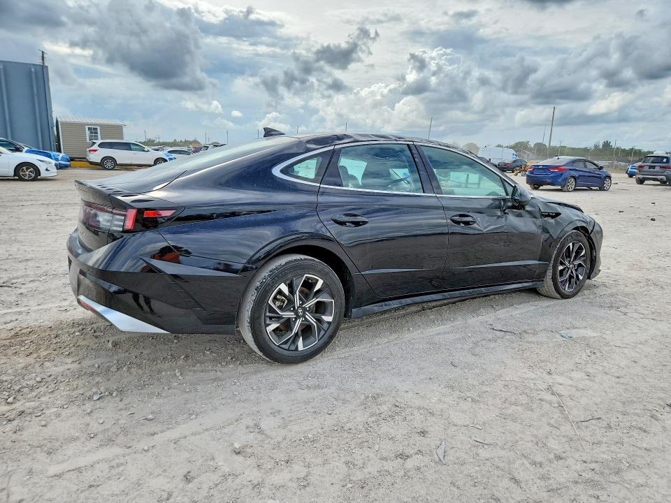 2025 Hyundai Sonata VIN KMHL64JAXSA482107 COPART salvage auction — FRONT END, Ca - Certificate Of Title, sold $9,400 on 2026-07-28 (photo 3)