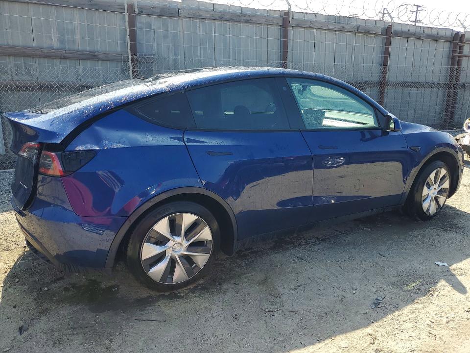 2022 Tesla Model y VIN 7SAYGDEE7NF363109 COPART salvage auction — REAR END, Ca - Salvage Certificate, sold $5,600 on 2026-07-02 (photo 3)