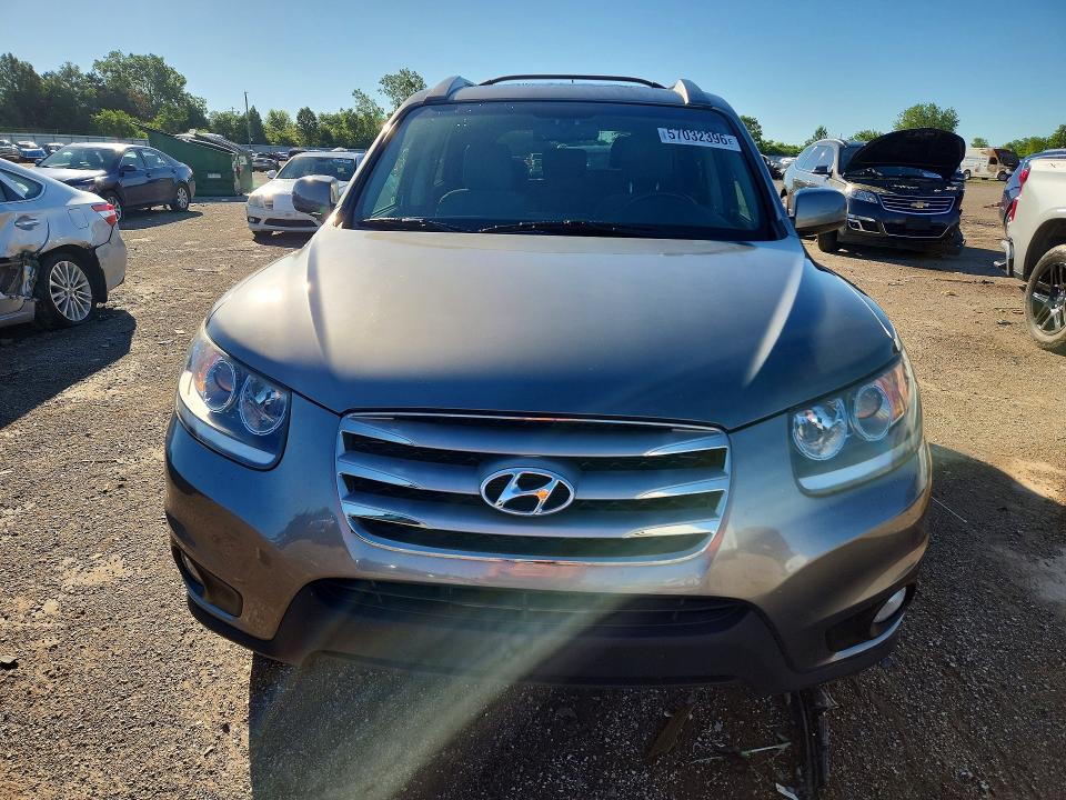 2012 Hyundai Santa fe VIN 5XYZHDAG5CG104260 COPART salvage auction — REAR END, IL - SALVAGE CERTIFICATE, sold $1,700 on 2026-07-28 (photo 5)