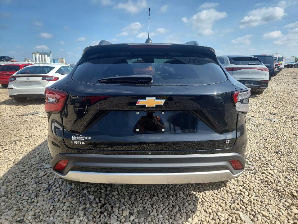 2025 Chevrolet Trax VIN KL77LHEP0SC041429 COPART salvage auction — FRONT END, Il - Salvage Certificate, sold $300 on 2026-07-29 (photo 6)